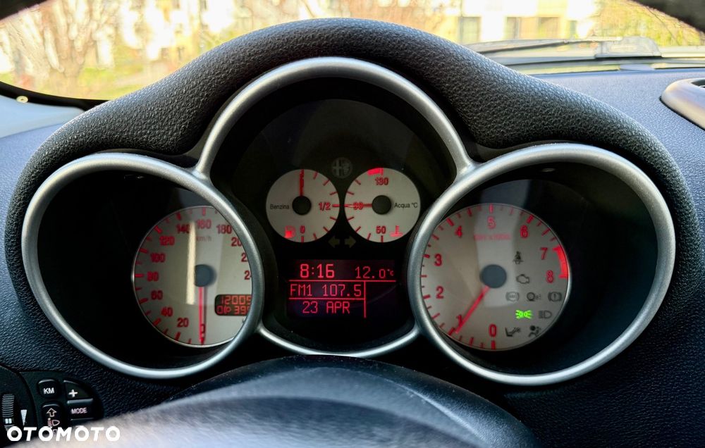 Alfa Romeo 147 1.6 Twin Spark Progression - 17