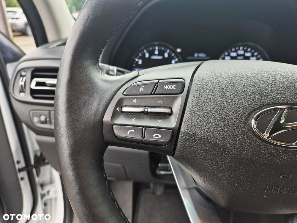 Hyundai i30 1.0 T-GDI Smart - 24