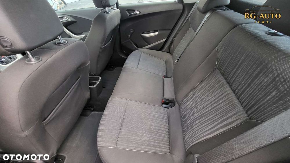Opel Astra - 32