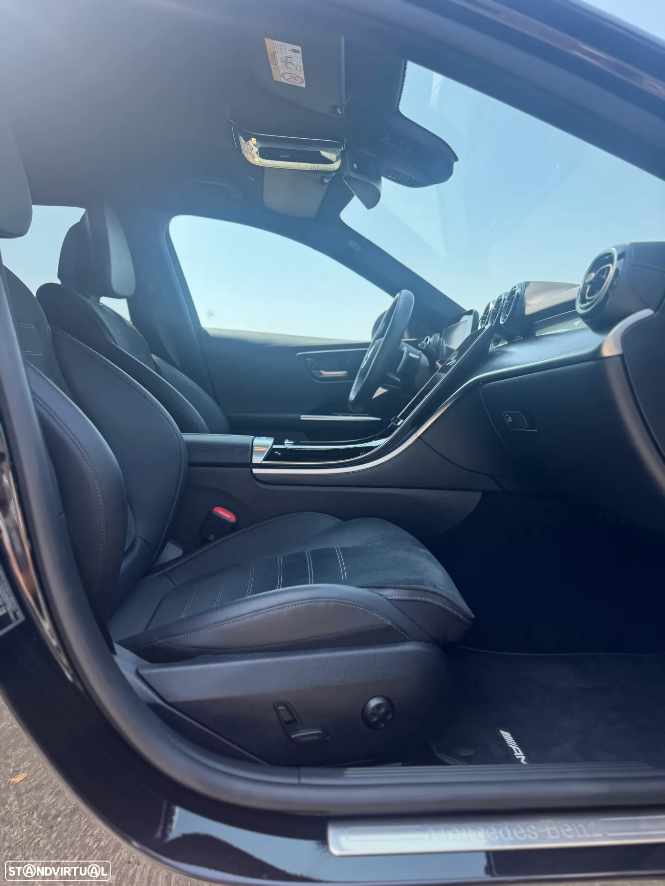 Mercedes-Benz C 300 e AMG Line - 19