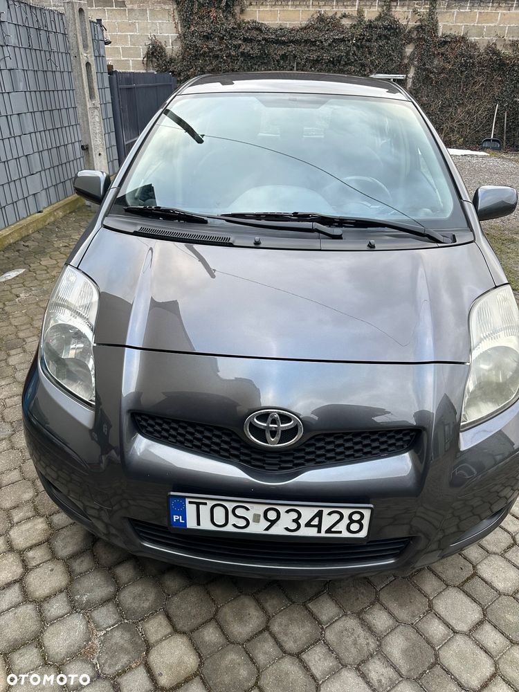 Toyota Yaris 1.33 VVT-i Cool - 1