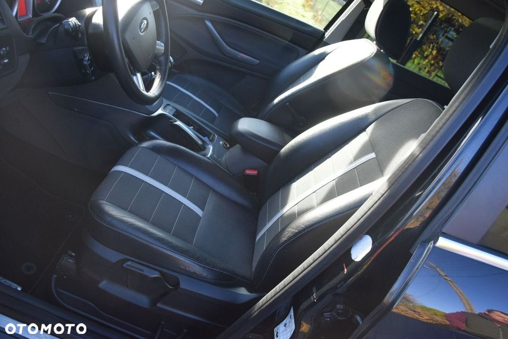 Ford Kuga 2.0 TDCi Titanium - 28