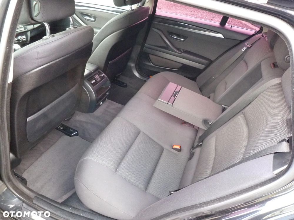 BMW Seria 5 520d - 16