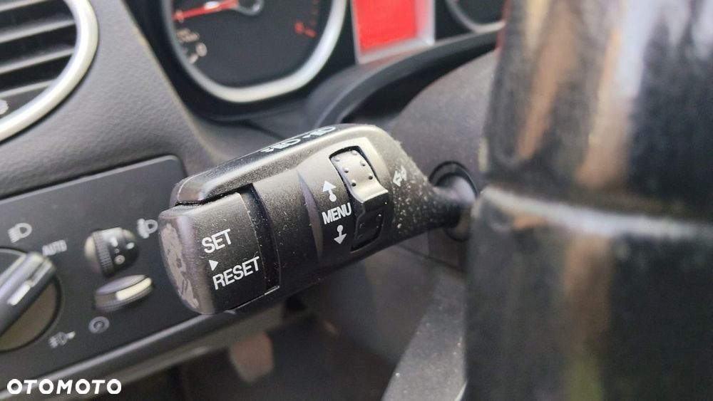 Ford Focus - 16