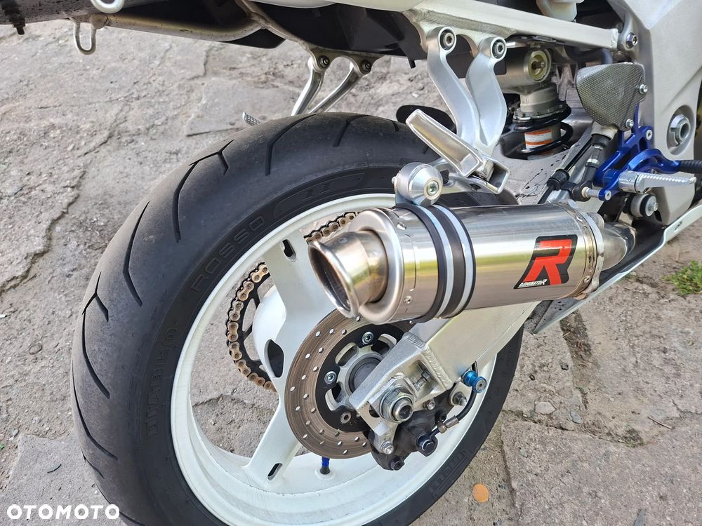 Suzuki GSX-R - 7