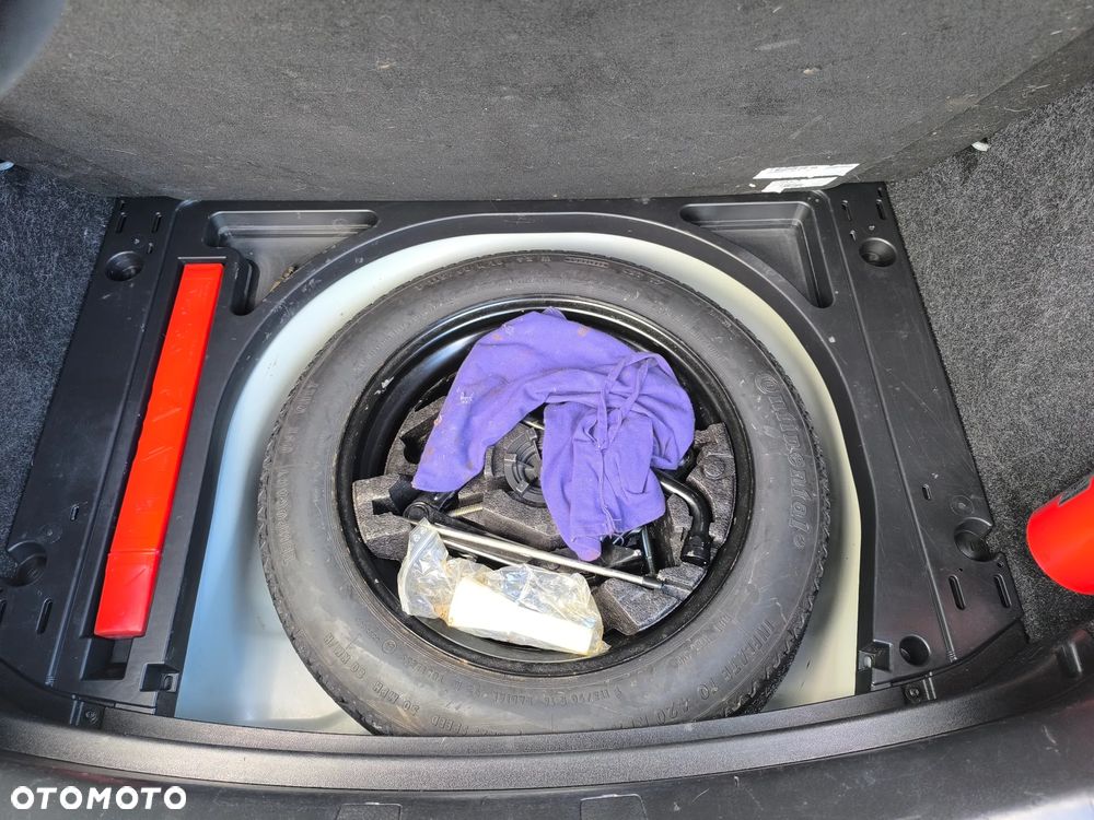 Volvo V40 D2 Momentum - 17