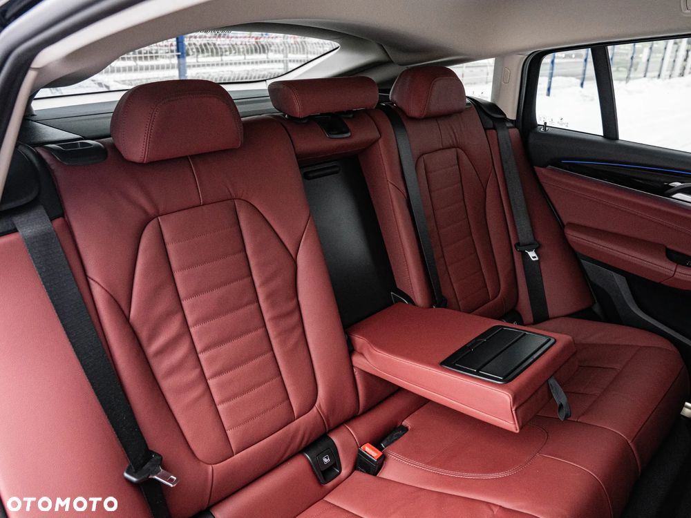 BMW X4 xDrive20i xLine sport - 26