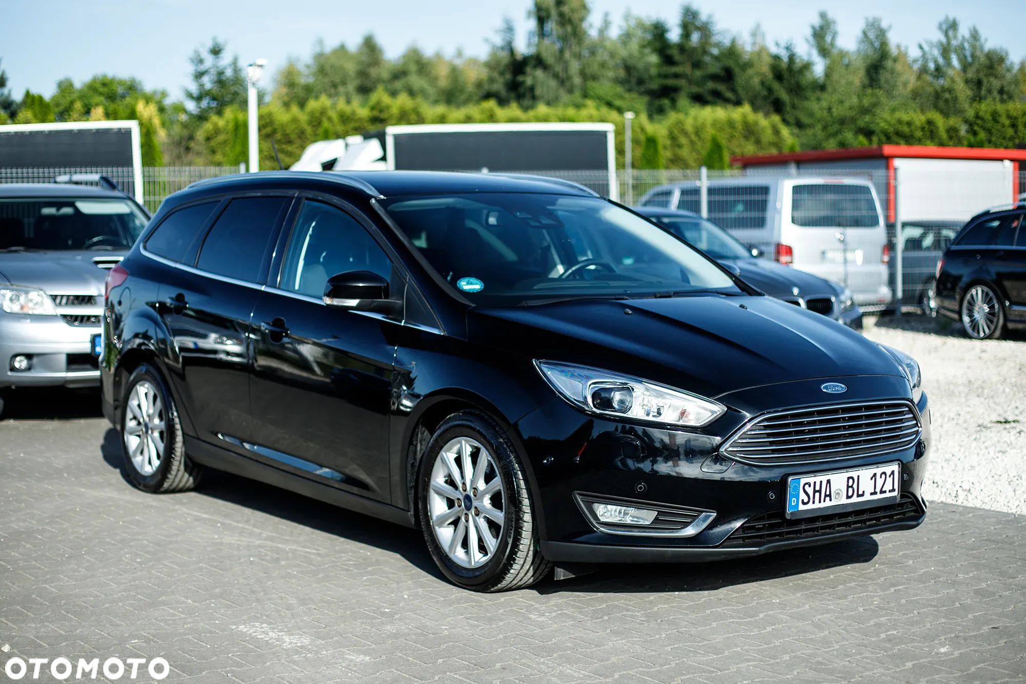 Ford Focus Turnier 1.5 EcoBoost Start-Stopp-System TITANIUM - 1
