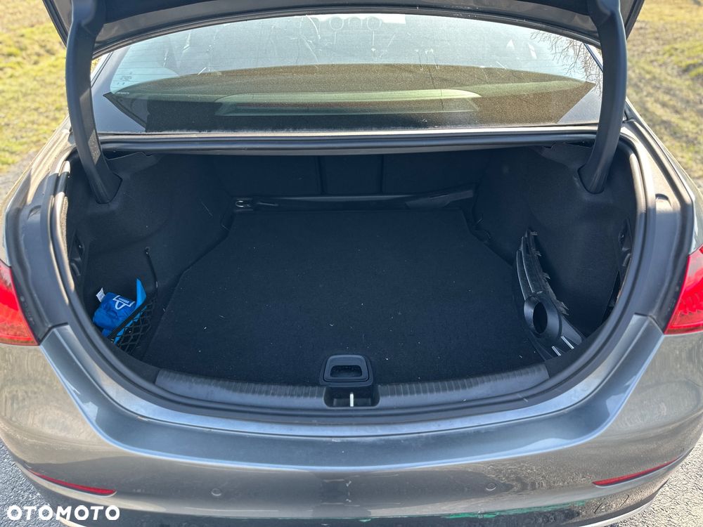 Mercedes-Benz Klasa C 200 d T 9G-TRONIC - 13