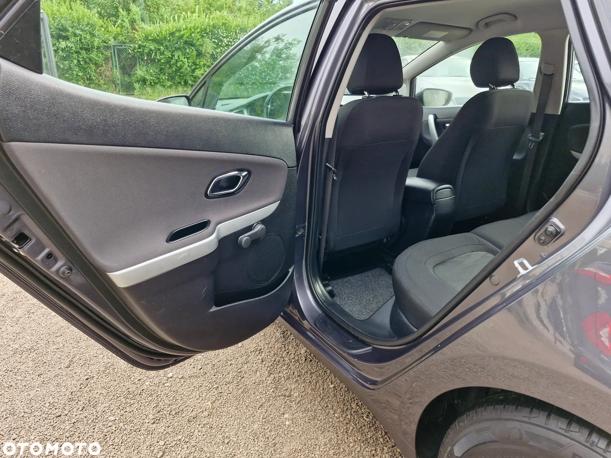 Kia Ceed Cee'd 1.4 L - 12