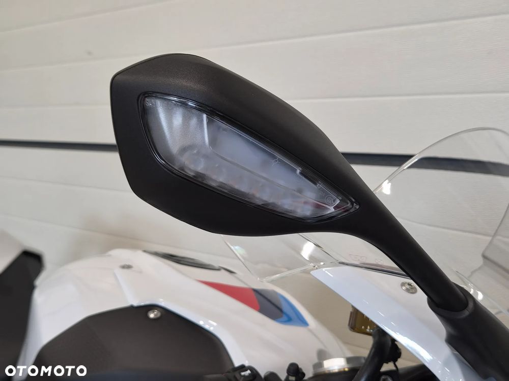 BMW S - 20
