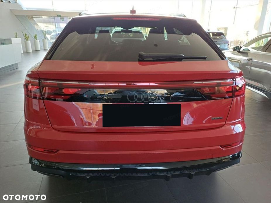 Audi Q8 - 3