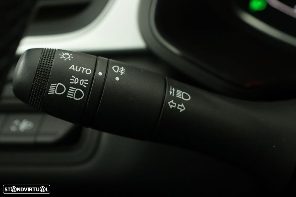 Renault Captur 1.0 TCe Techno Bi-Fuel - 17
