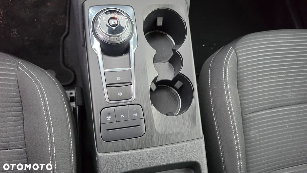 Ford Kuga 2.5 Duratec PHEV TITANIUM - 21