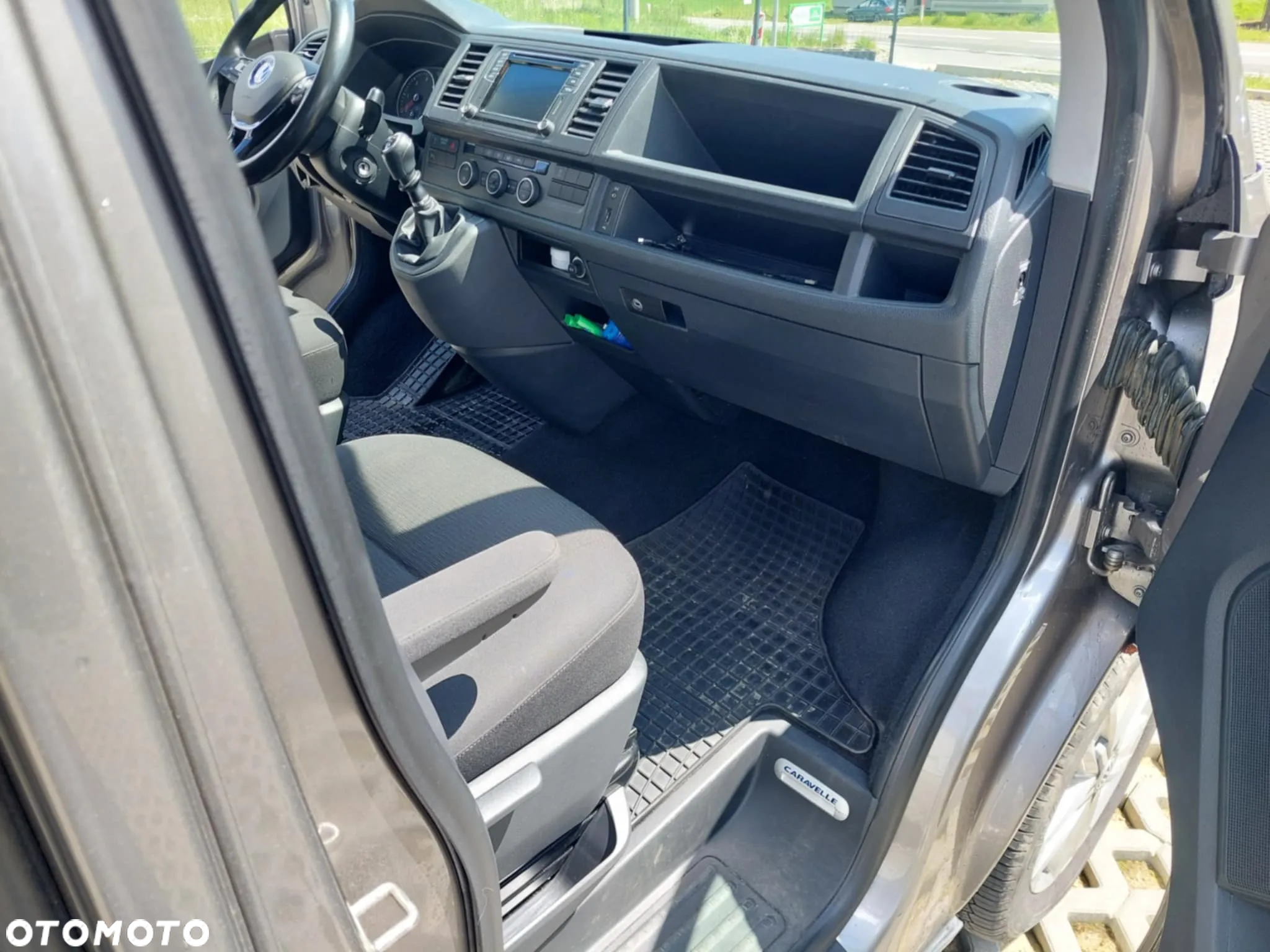 Volkswagen Caravelle 2.0 TDI L2 Comfortline 4Motion - 23