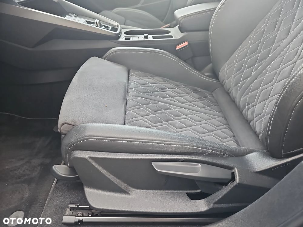 Audi S3 Sportback TFSI Quattro S tronic - 14