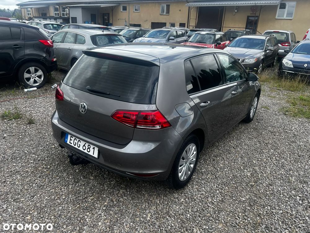 Volkswagen Golf 1.2 TSI BlueMotion Technology Comfortline - 4
