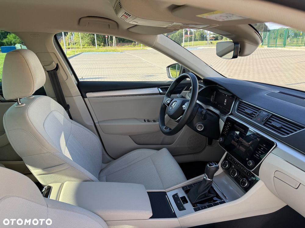 Skoda Superb 2.0 TDI 4x4 DSG Style - 22