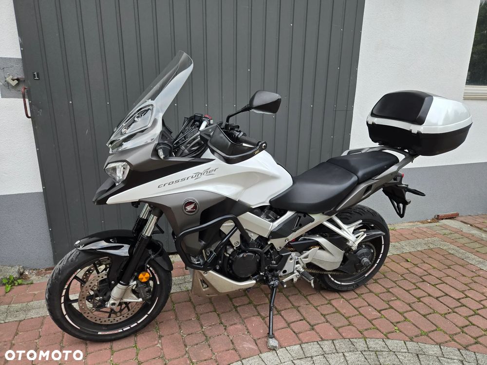 Honda VFR - 1