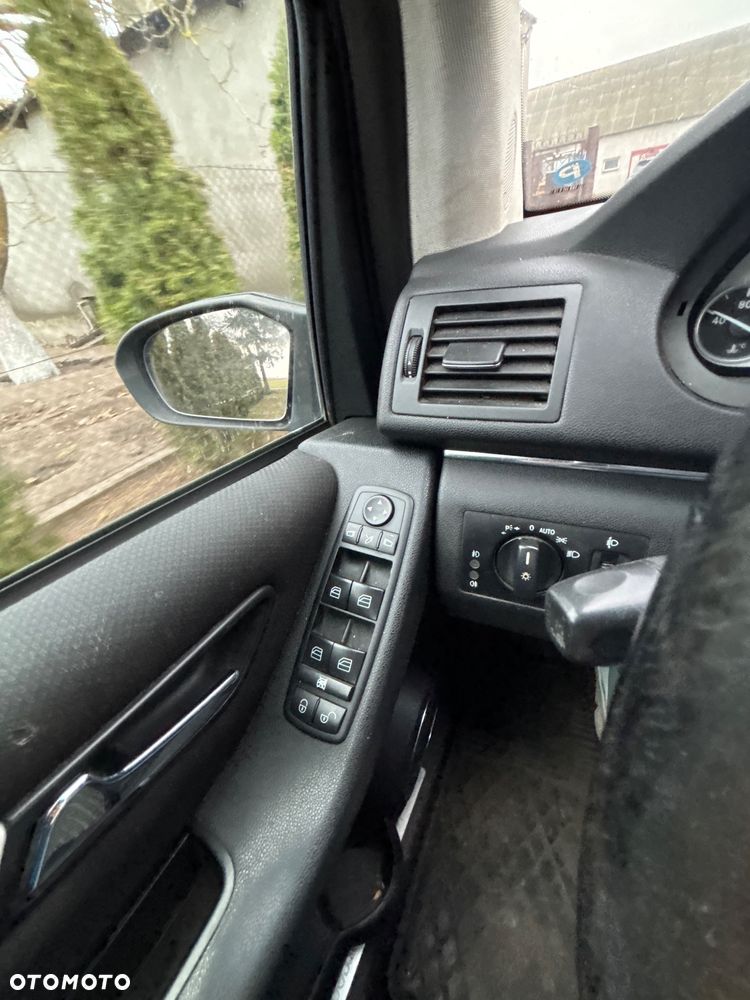 Mercedes-Benz Klasa B 200 CDI DPF SPORT EDITION - 9