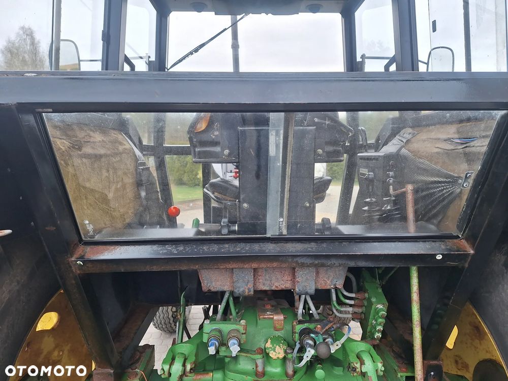 John Deere 2130 - 17