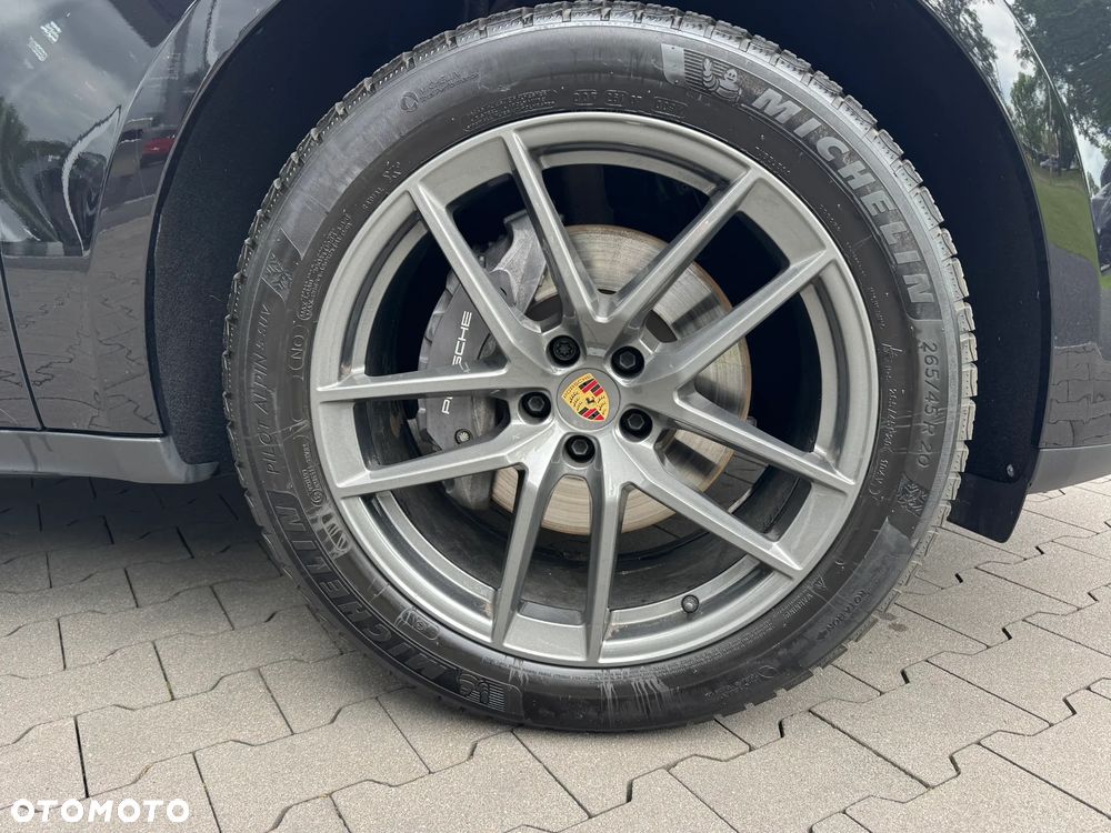 Porsche Macan T - 20