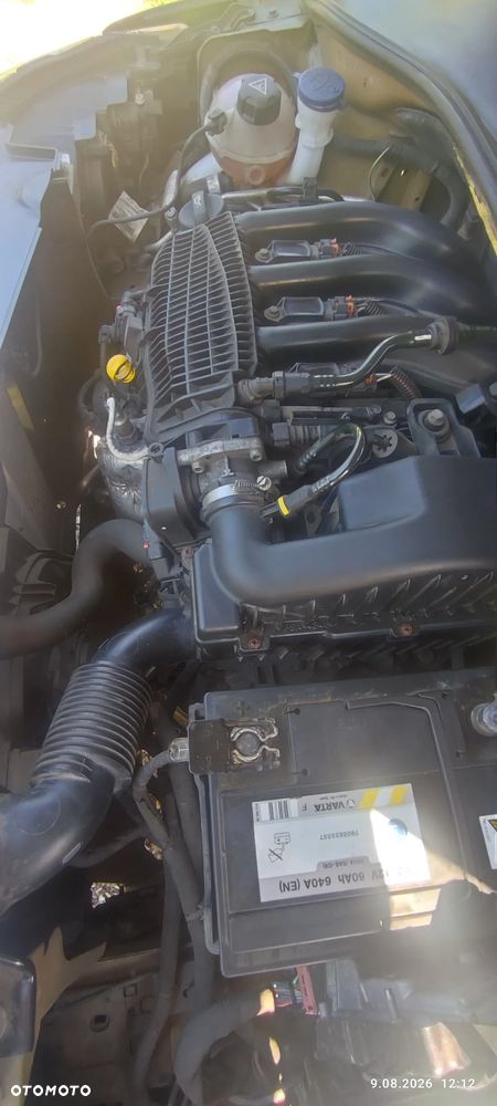 Peugeot 301 1.2 Pure Tech Access - 27