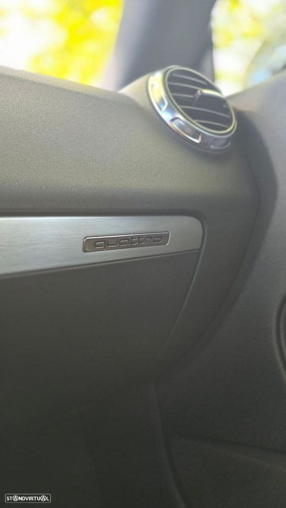 Audi TT Coupé 2.0 TDI quattro - 25