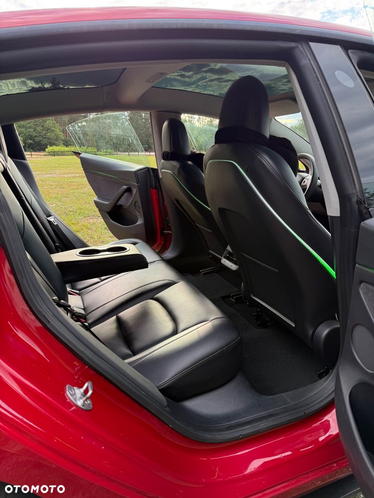 Tesla Model 3 - 27