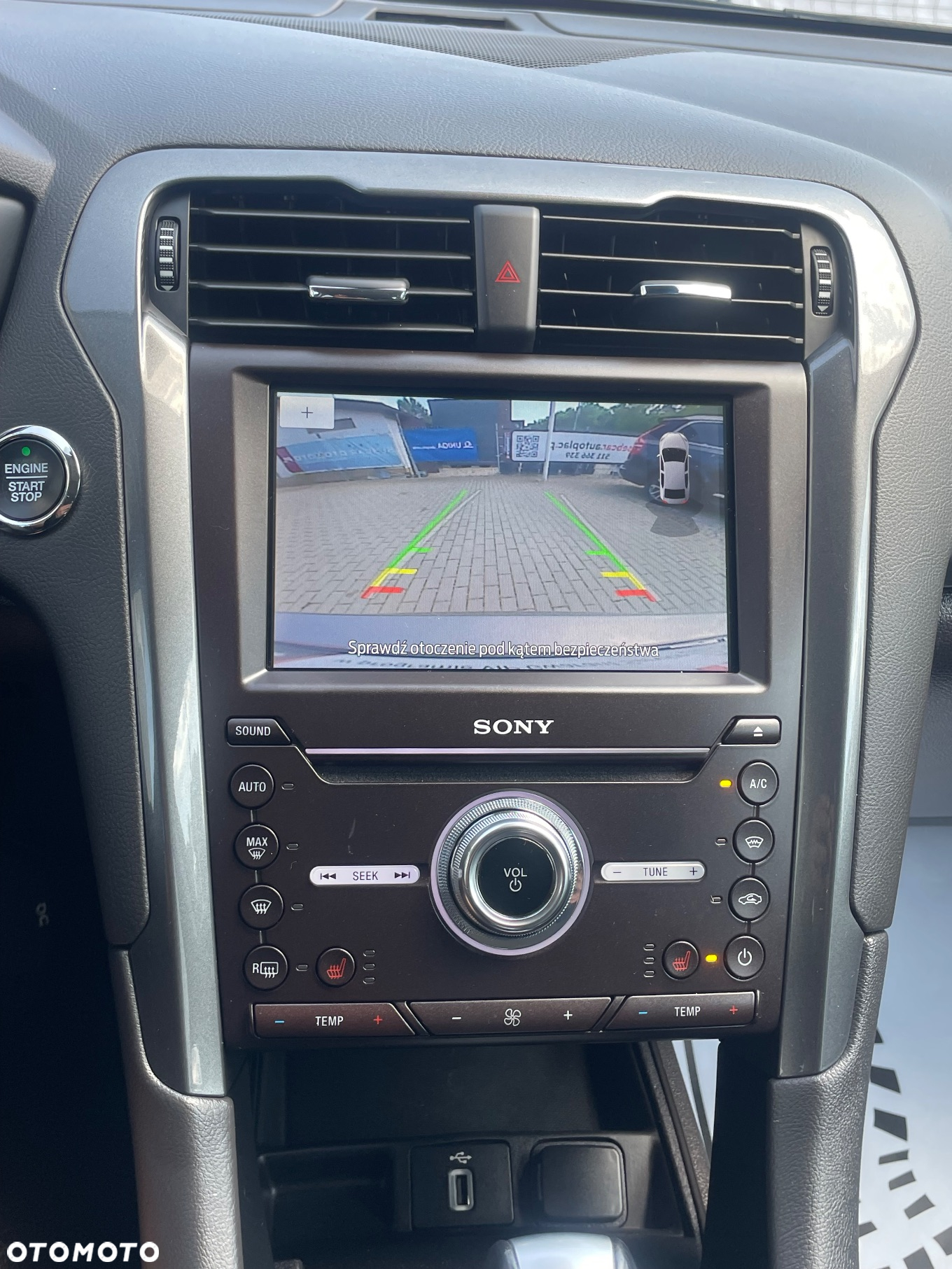 Ford Mondeo 2.0 Hybrid Titanium - 8