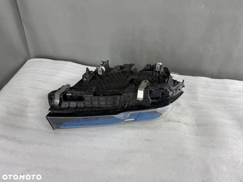 Reflektor lampa prawa BMW 5 G30 G31 G38 9850588 LASER - 11