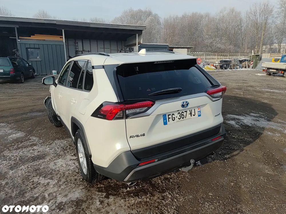 Toyota RAV4 2.5 Hybrid Selection 4x2 - 6