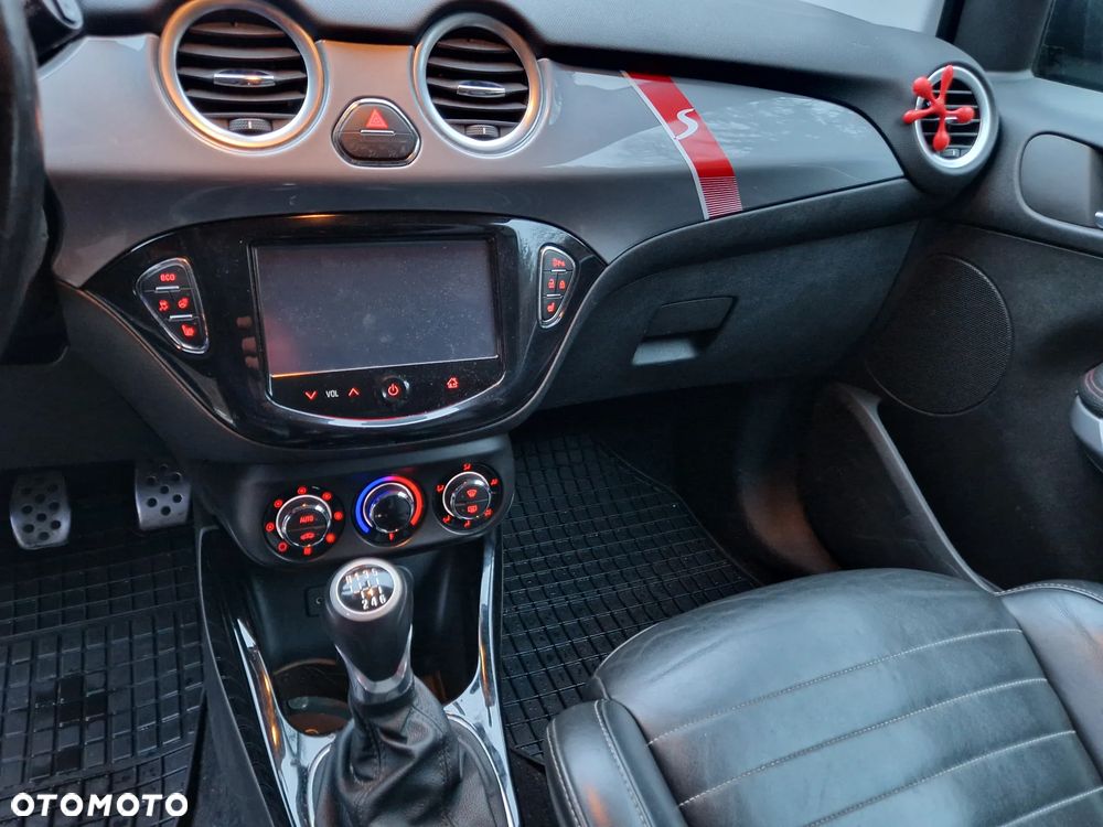 Opel Adam 1.4 Turbo S - 31