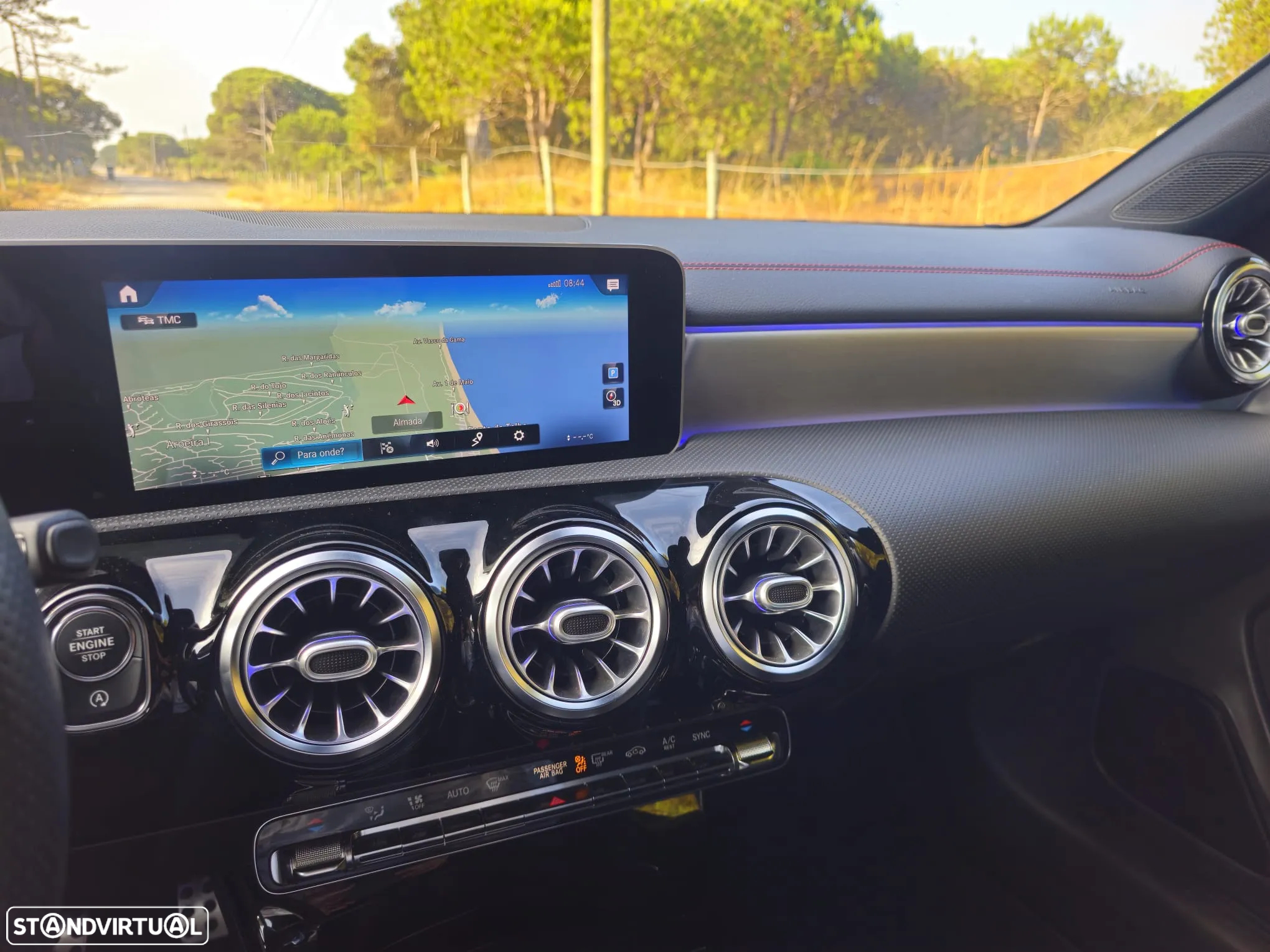 Mercedes-Benz CLA 180 d Shooting Brake 7G-DCT AMG Line - 15