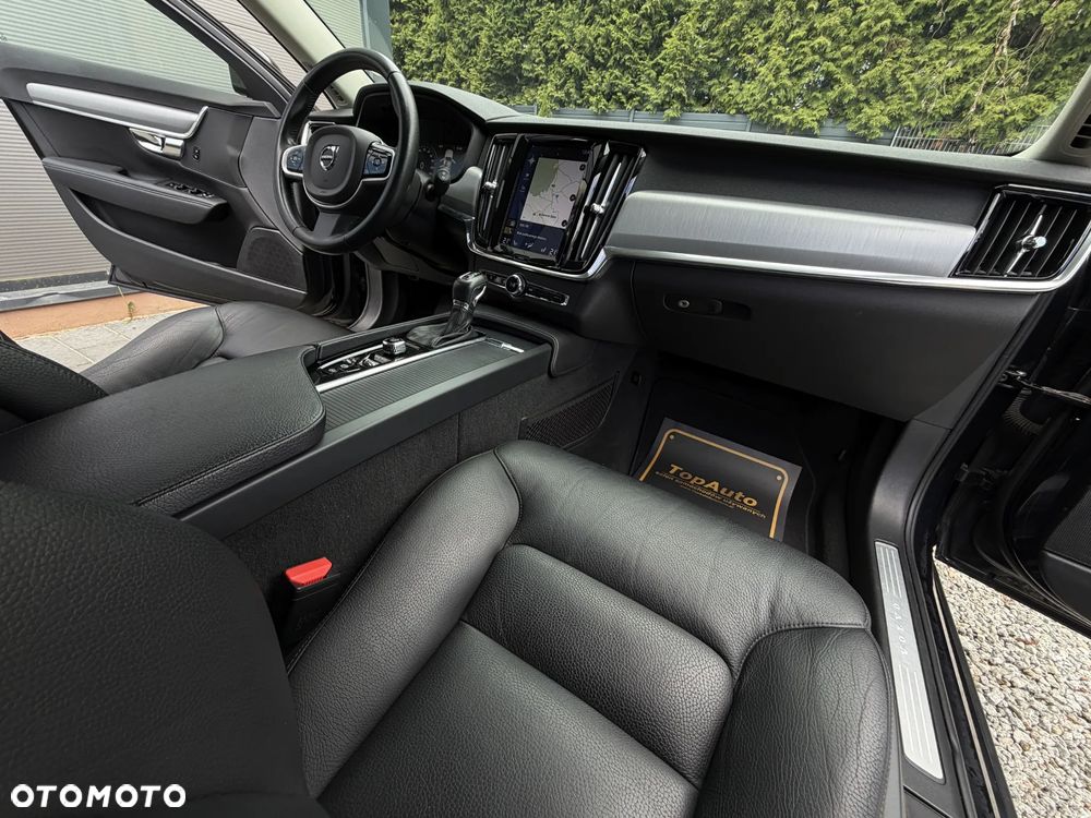 Volvo V90 D3 Geartronic Momentum Pro - 16