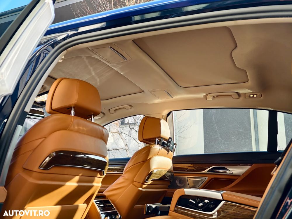 BMW Seria 7 740Le xDrive iPerformance - 14
