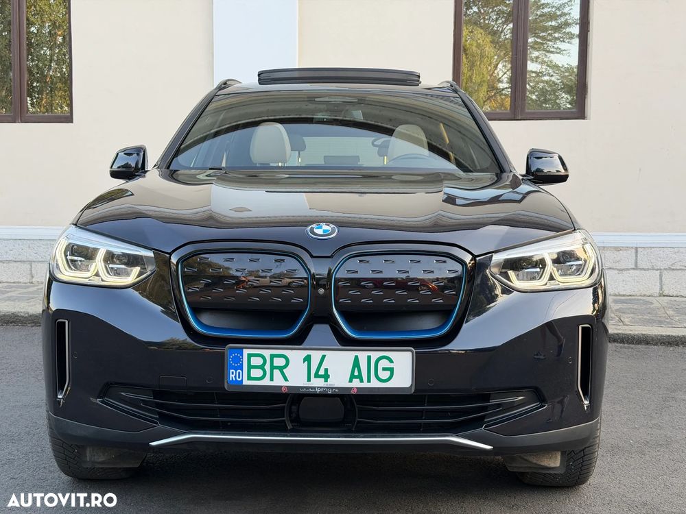 BMW iX3 Impressive - 1