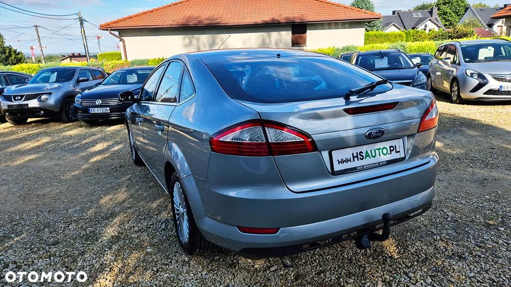 Ford Mondeo 2.0 FF Ghia - 16