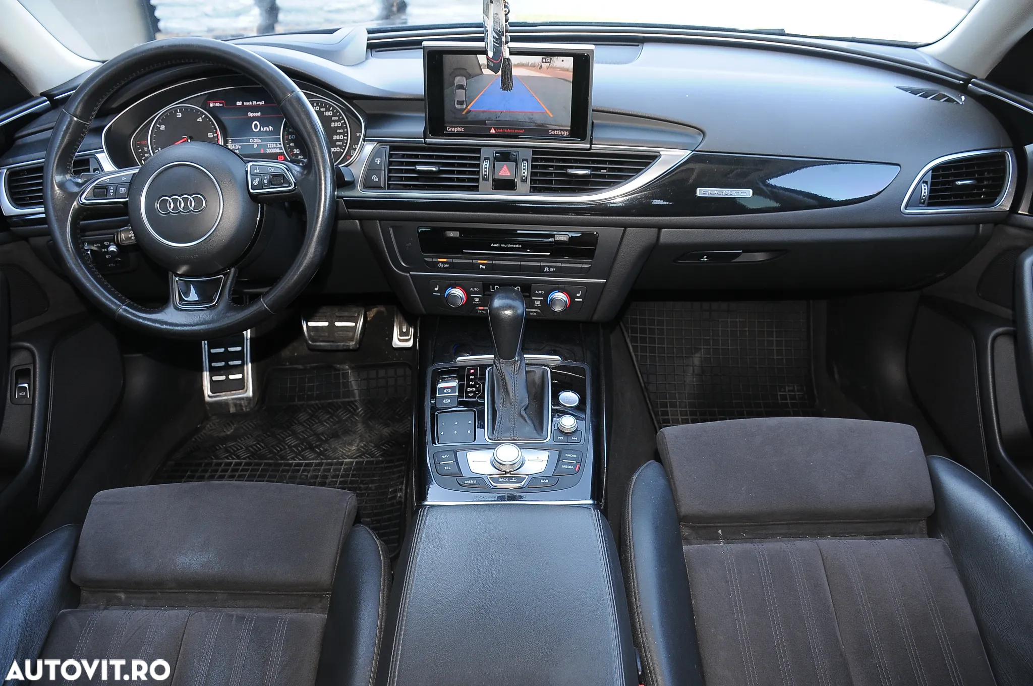 Audi A6 - 12