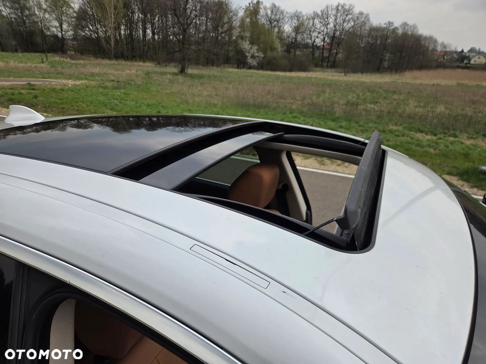 BMW Seria 3 320d xDrive Luxury Line - 11