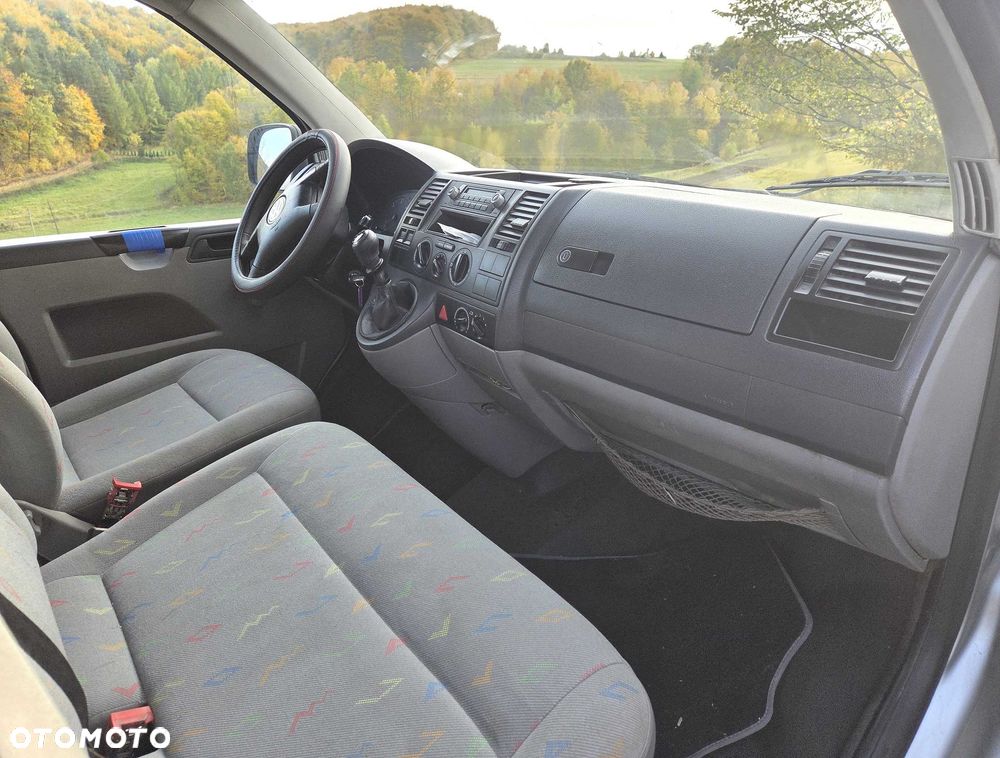 Volkswagen Transporter - 5