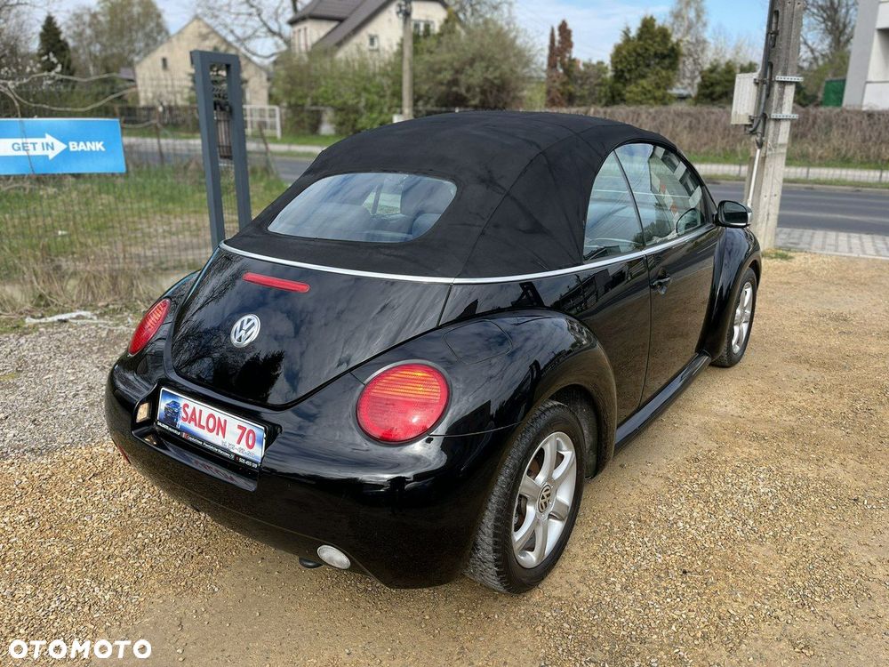 Volkswagen New Beetle - 4