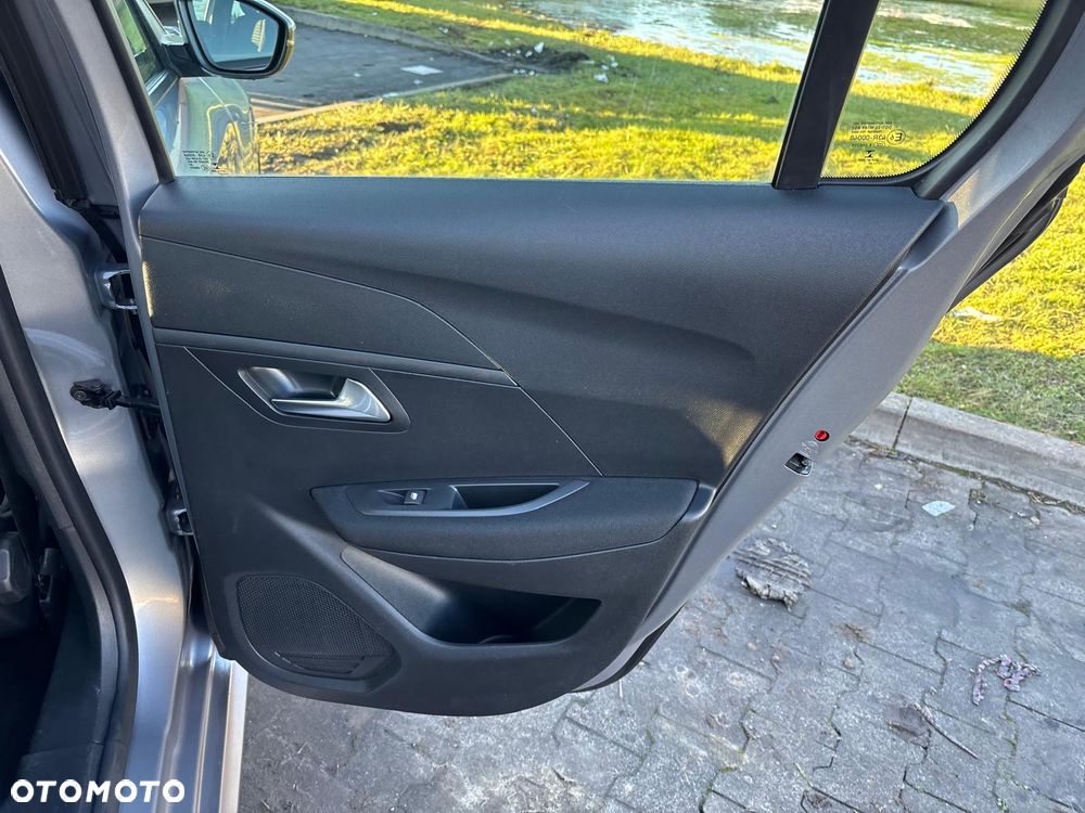 Peugeot 208 1.2 PureTech Active S&S - 23