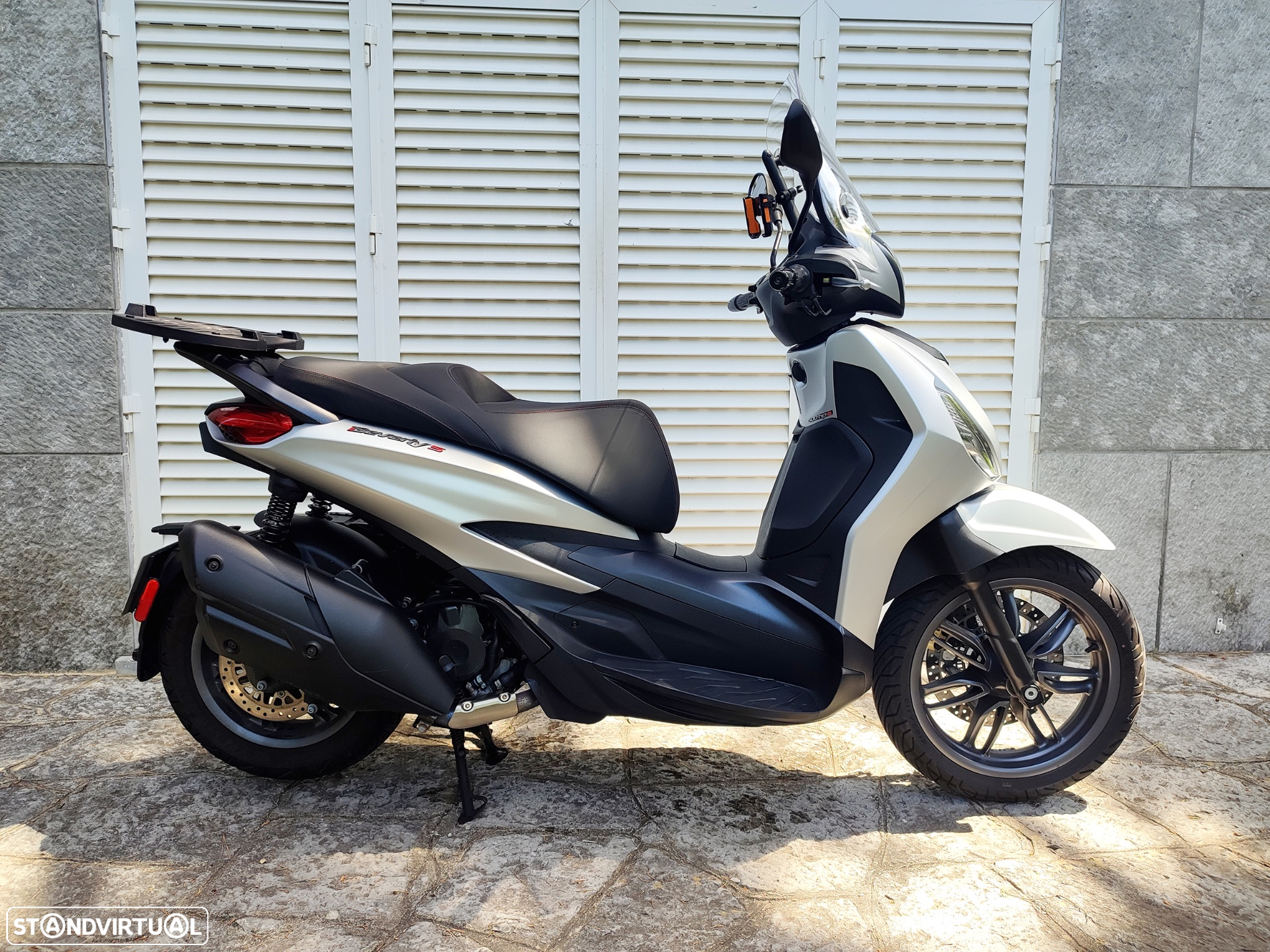 Piaggio Beverly 400 HPE Sport - 3