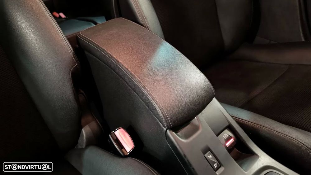 Renault Mégane Sport Tourer 1.5 dCi GT Line CO2 Champion - 36