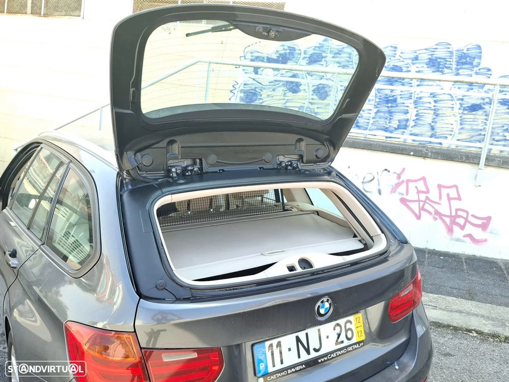 BMW 316 d Touring Auto Line Modern - 4