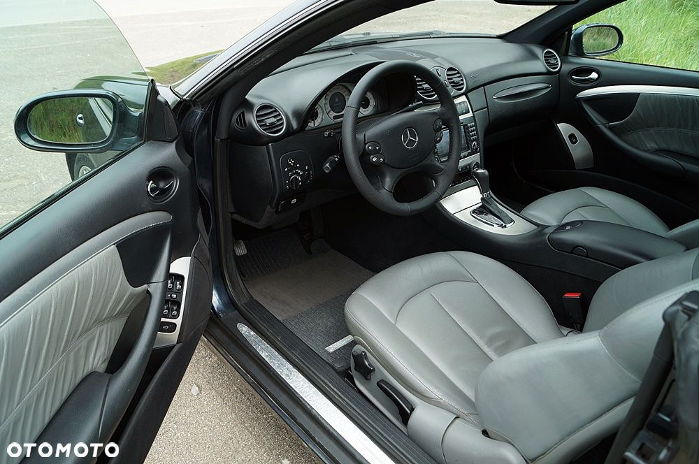 Mercedes-Benz CLK 220 CDI Automatik Avantgarde - 17