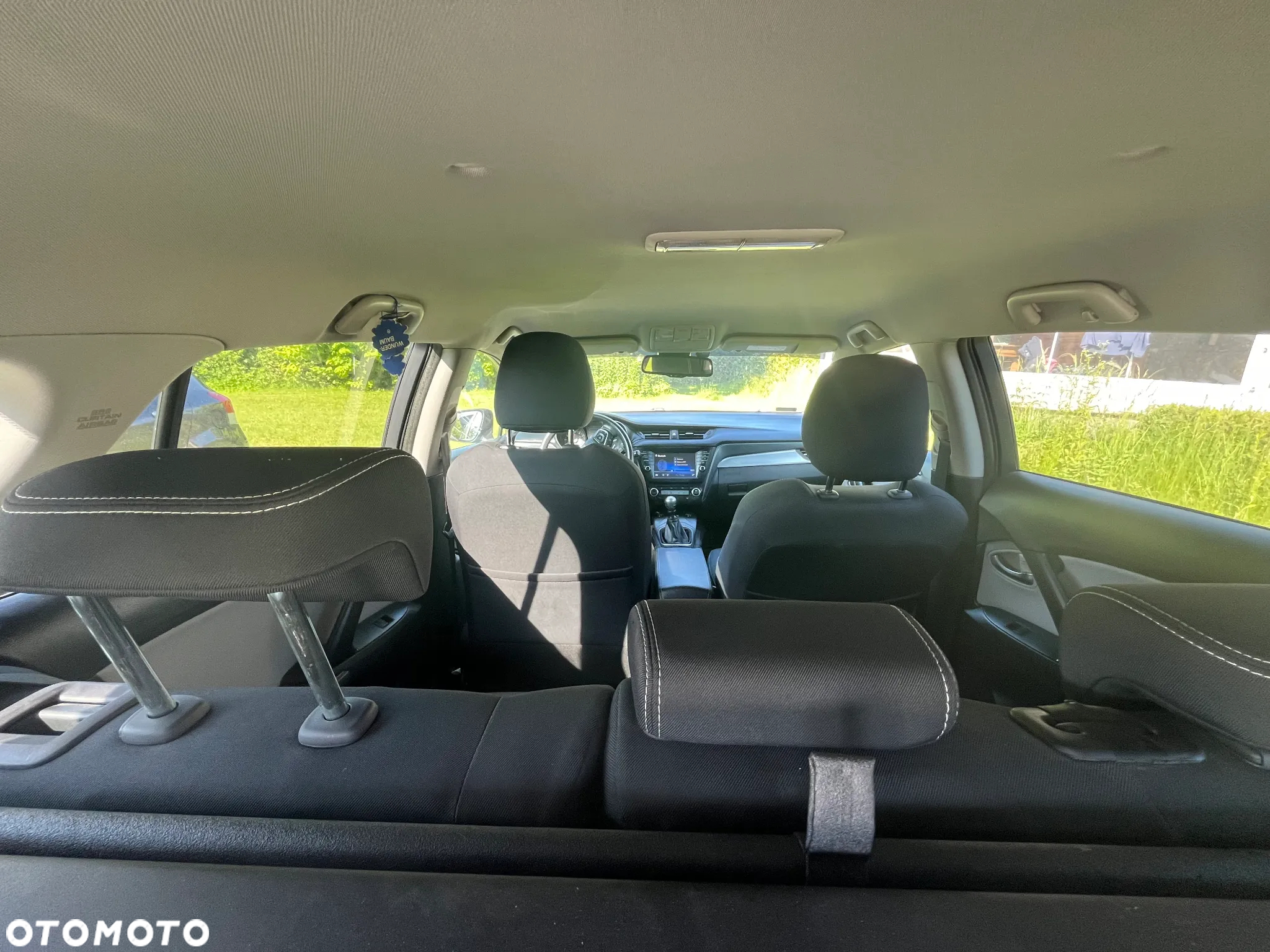 Toyota Avensis 1.8 Premium - 6