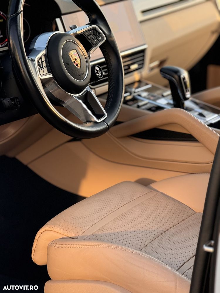 Porsche Cayenne E-Hybrid Tiptronic S - 10