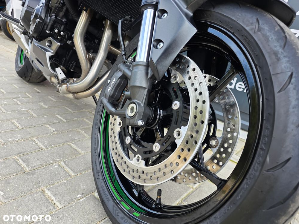 Kawasaki Z 900 - 29